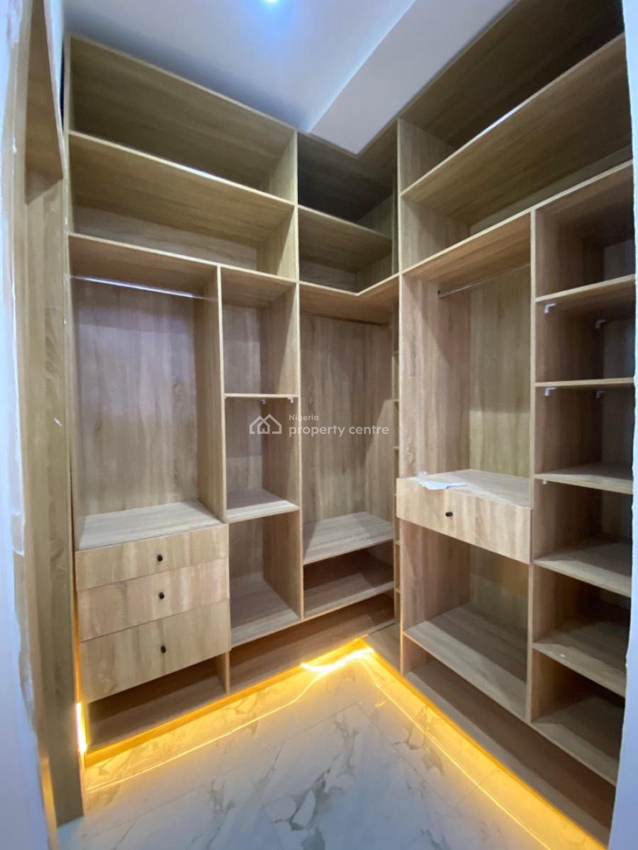 4 Bedroom Terrace Duplex with a Room Bq, Ikate, Lekki, Lagos, Terraced Duplex for Sale