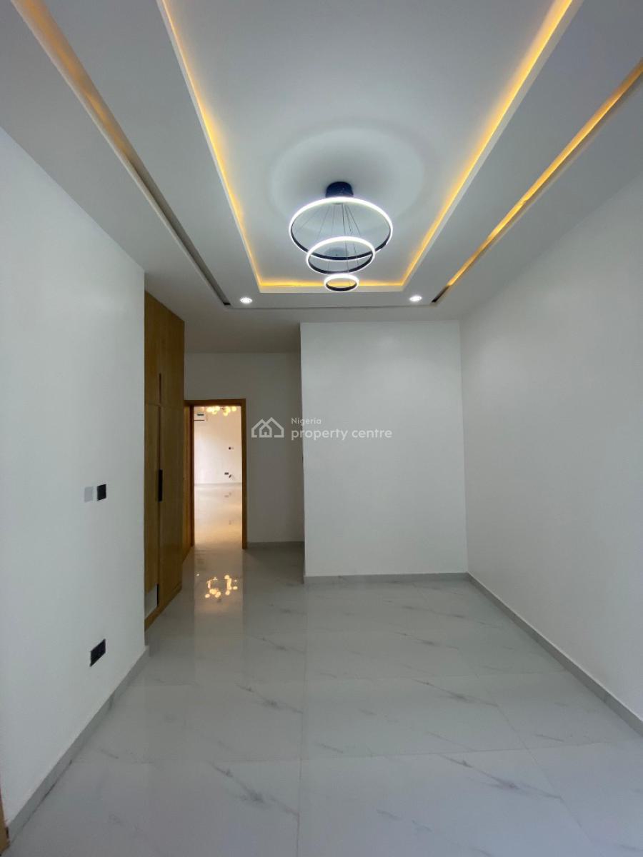 2 Bedroom Flat with Gym and Swimming Pool, Ikate, Lekki, Lagos, Flat / Apartment for Sale