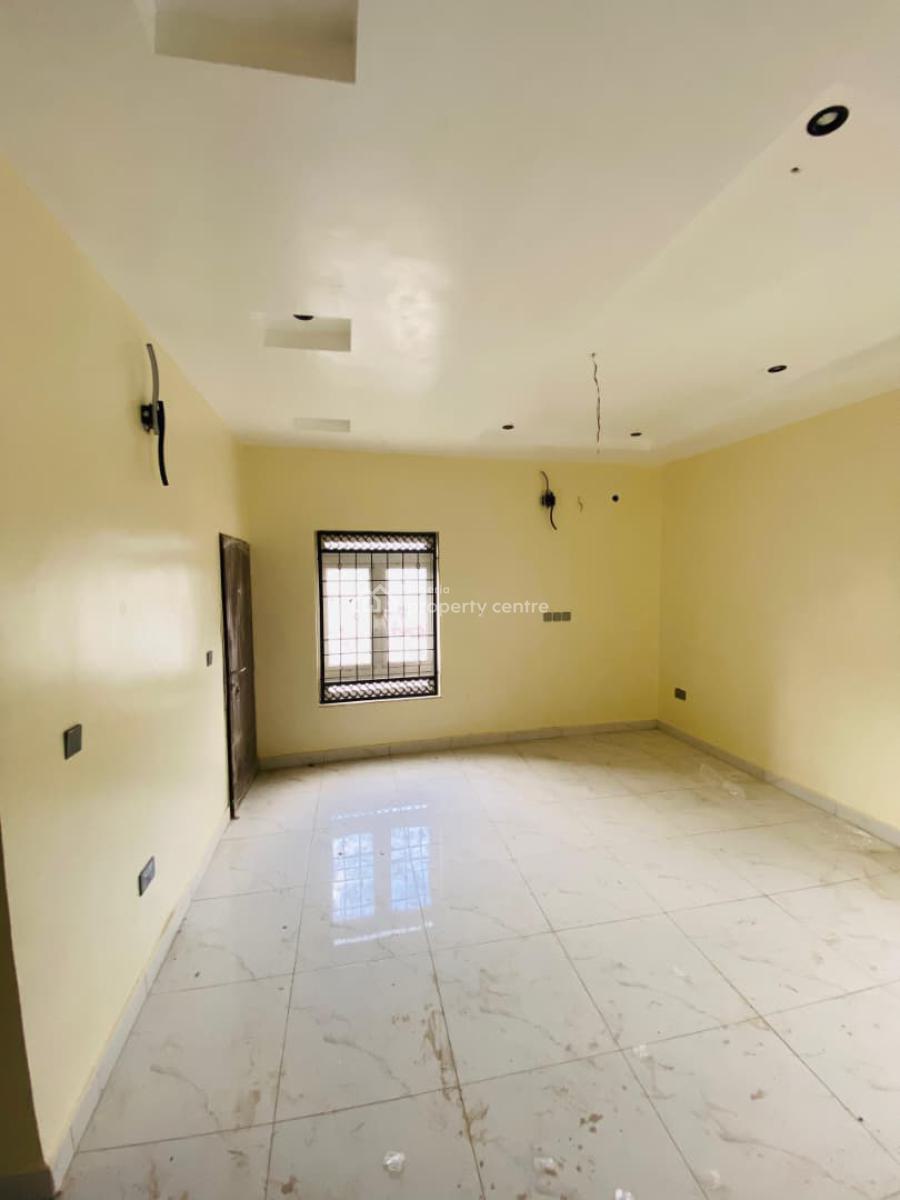 Contemporary 4-bedroom Terraced House at Guzape, Guzape District, Abuja, Terraced Duplex for Sale