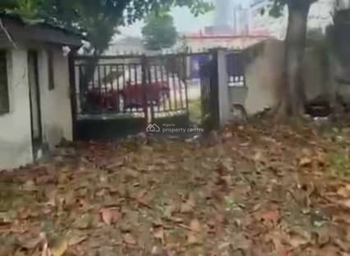 434.187sqm Commercial Land, Directly on Ikorodu Road, Obanikoro, Shomolu, Lagos, Commercial Land for Sale