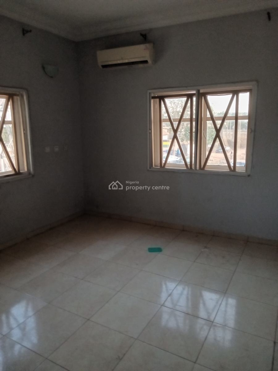 a Very Good Spacious 3-bedroom Flat, Jabi District ( Video of The House Is Attached), Jabi, Abuja, Flat / Apartment for Rent