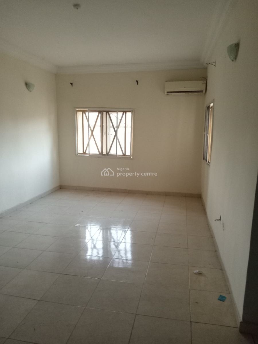 a Very Good Spacious 3-bedroom Flat, Jabi District ( Video of The House Is Attached), Jabi, Abuja, Flat / Apartment for Rent