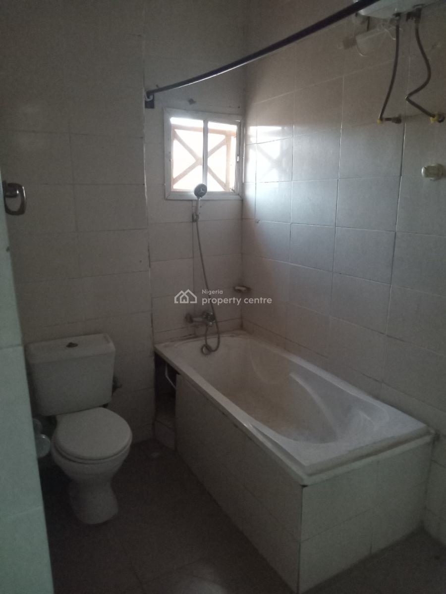 a Very Good Spacious 3-bedroom Flat, Jabi District ( Video of The House Is Attached), Jabi, Abuja, Flat / Apartment for Rent