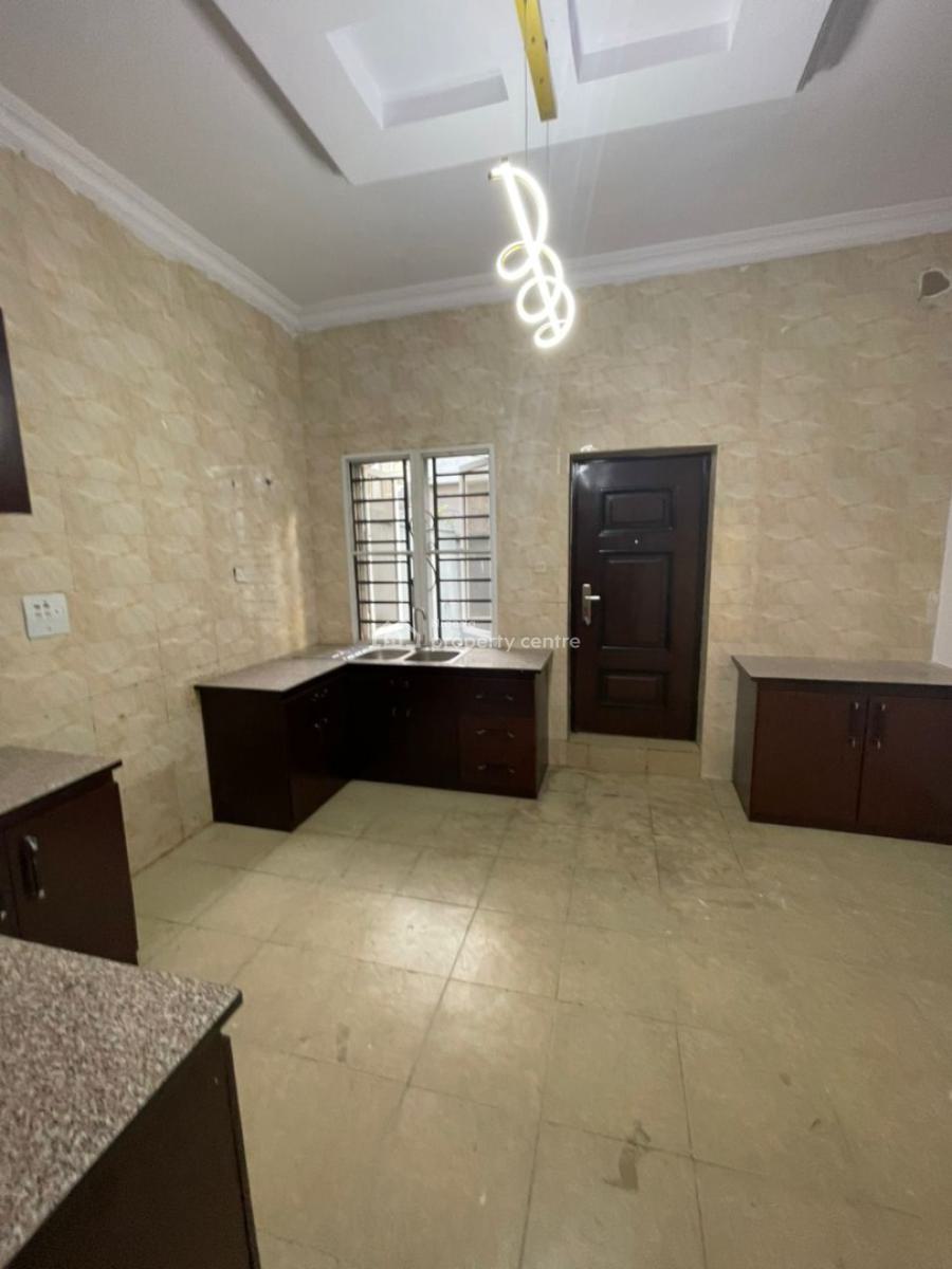 4bedroom Semi Detached Duplex in a Secured Estate, Ologolo, Lekki, Lagos, Semi-detached Duplex for Rent