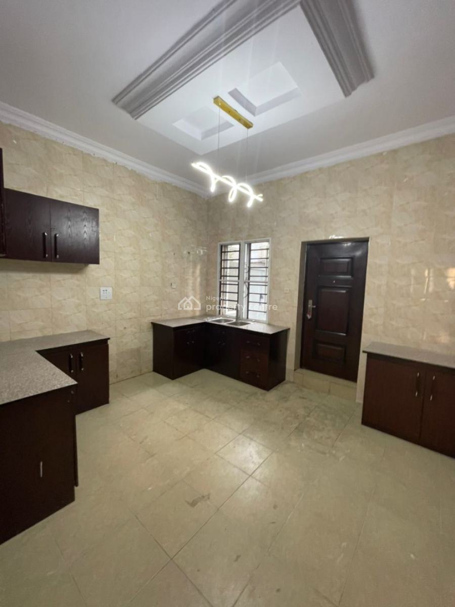 4bedroom Semi Detached Duplex in a Secured Estate, Ologolo, Lekki, Lagos, Semi-detached Duplex for Rent