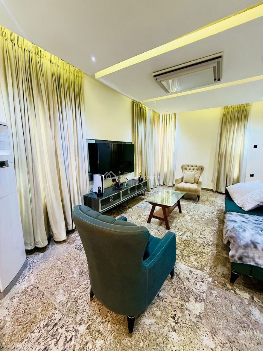 Cozy 2 Bedroom Apartment, Housing Estate, Asaba, Delta, House Short Let