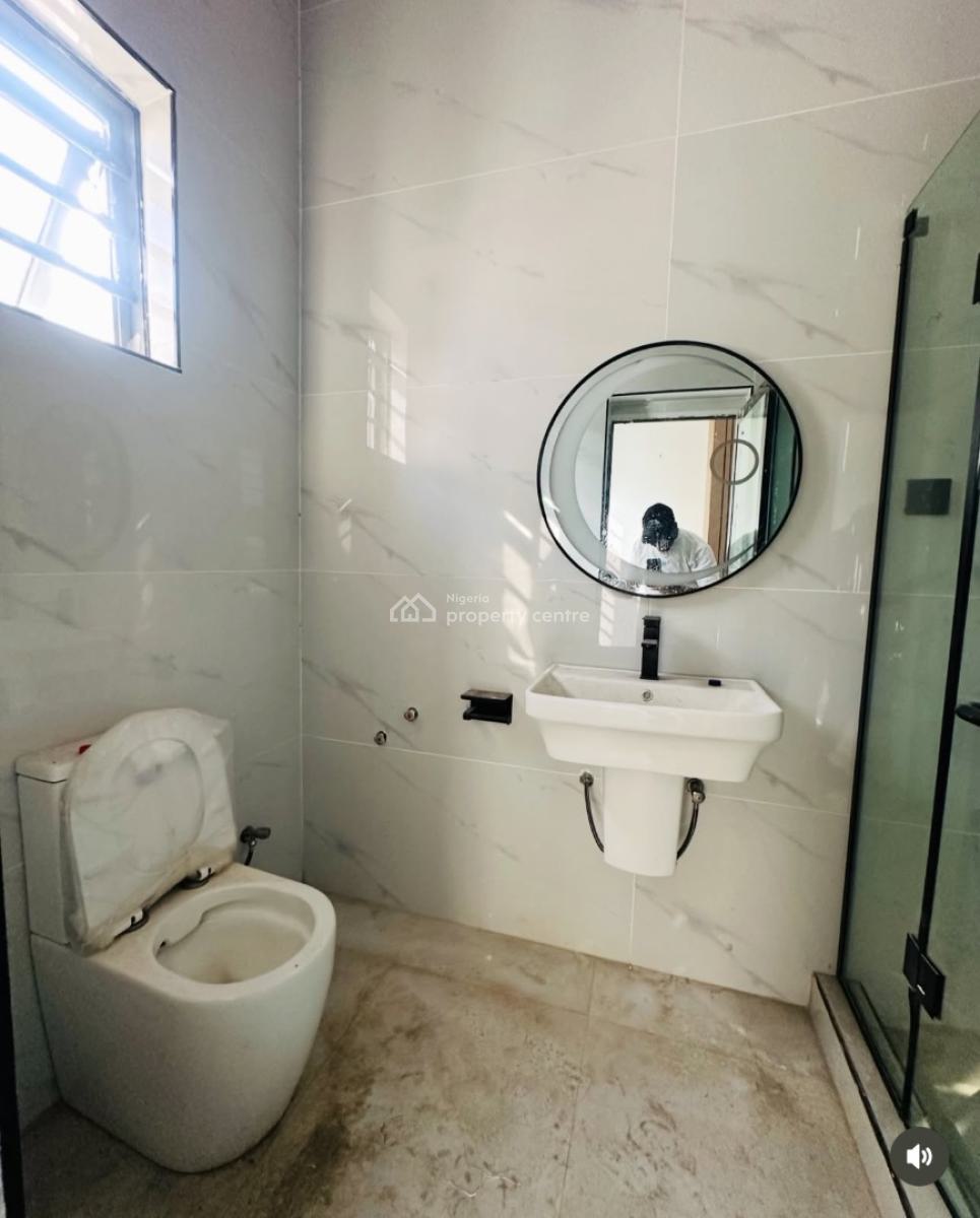 Fantastic Built 5 Bedrooms Terraced Duplex with Bq, Anthony, Maryland, Lagos, Terraced Duplex for Sale