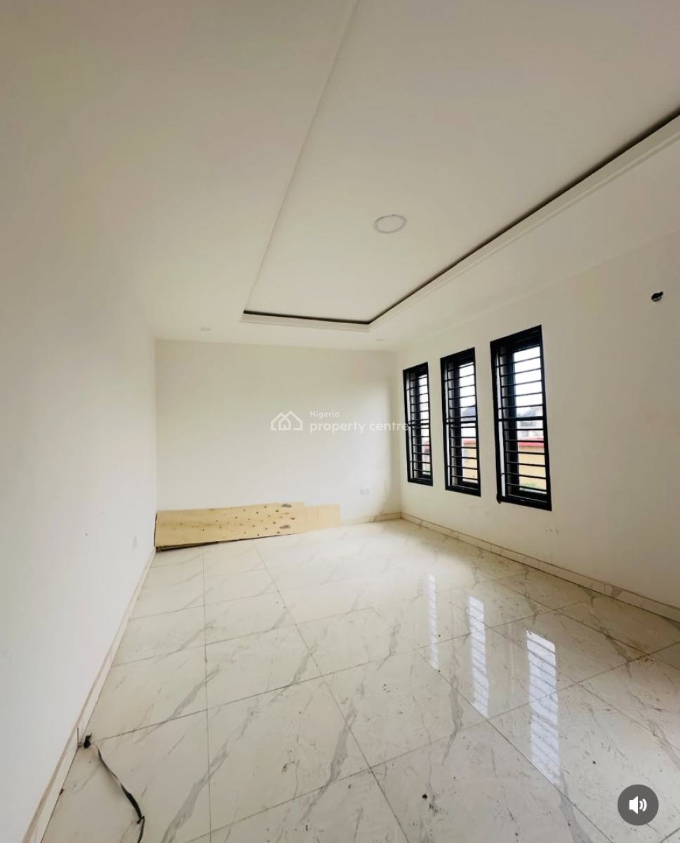 Fantastic Built 5 Bedrooms Terraced Duplex with Bq, Anthony, Maryland, Lagos, Terraced Duplex for Sale