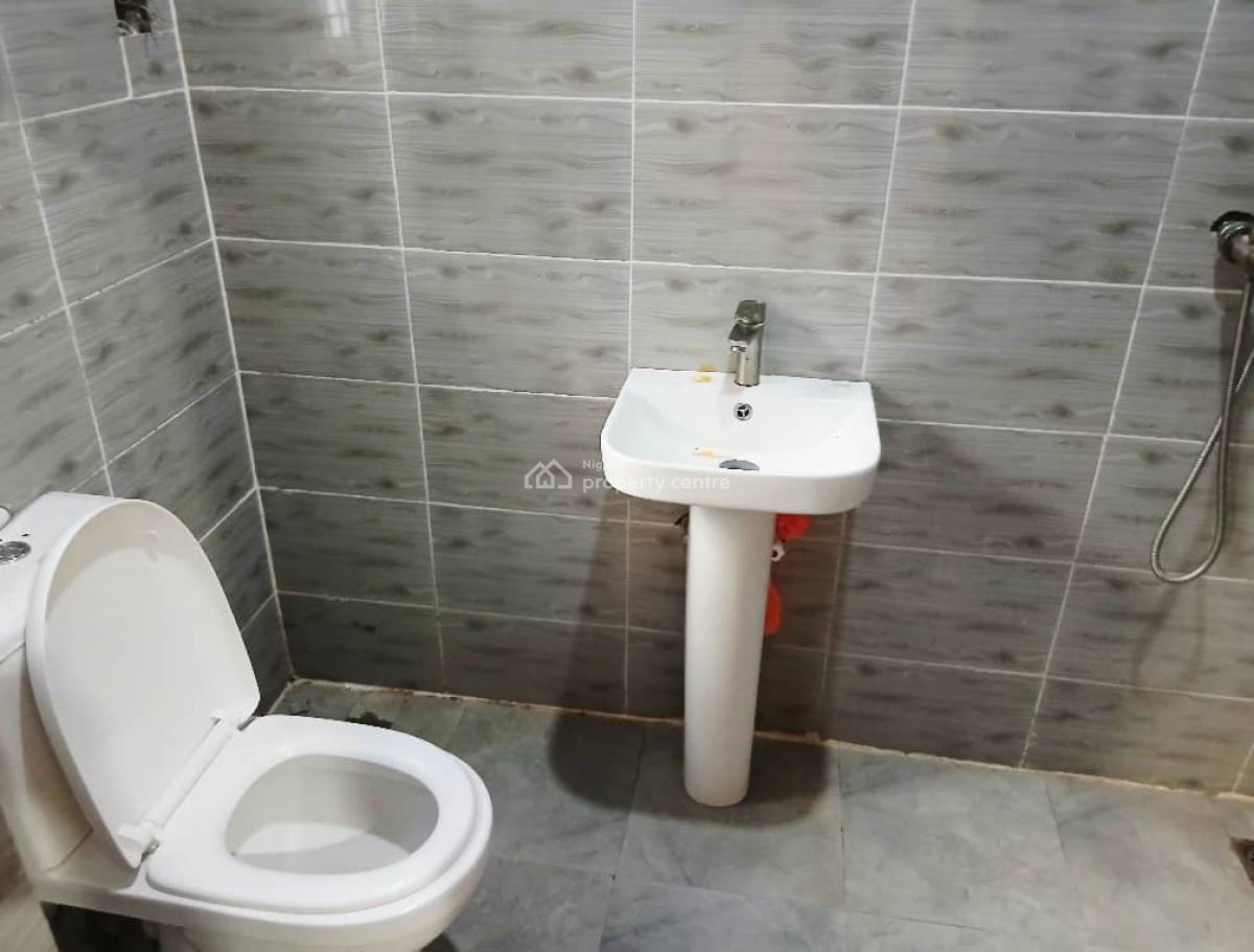 Luxury 2bedroom Flat, Scc Layout, Ushafa, Bwari, Abuja, Flat / Apartment for Rent