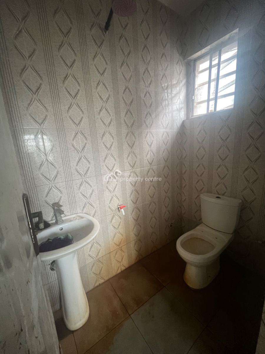 2bedroom Flat, Deeper Life, Ogombo, Ajah, Lagos, Flat / Apartment for Rent