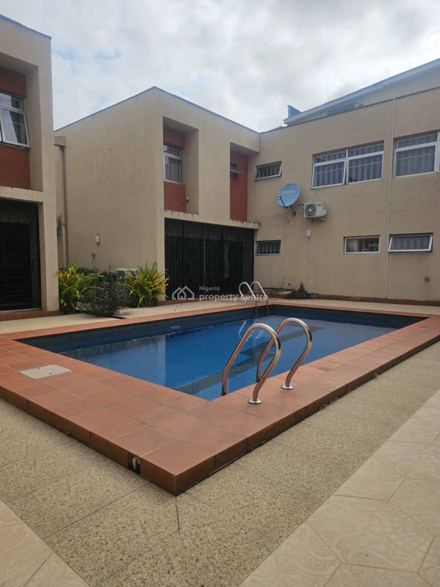 Well Finished Serviced 3 Bedroom Terrace with a Room Bq, Victoria Island (vi), Lagos, Terraced Duplex for Rent