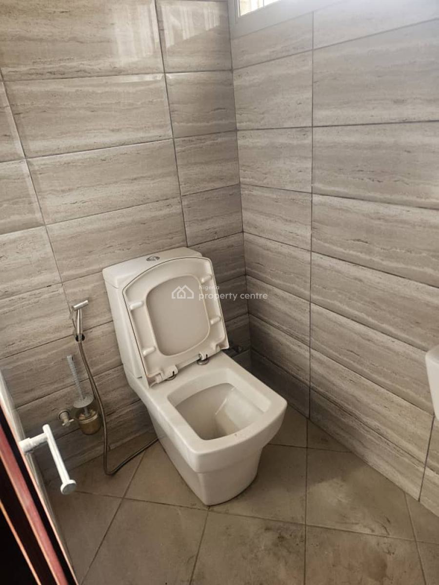 Well Finished Serviced 3 Bedroom Terrace with a Room Bq, Victoria Island (vi), Lagos, Terraced Duplex for Rent