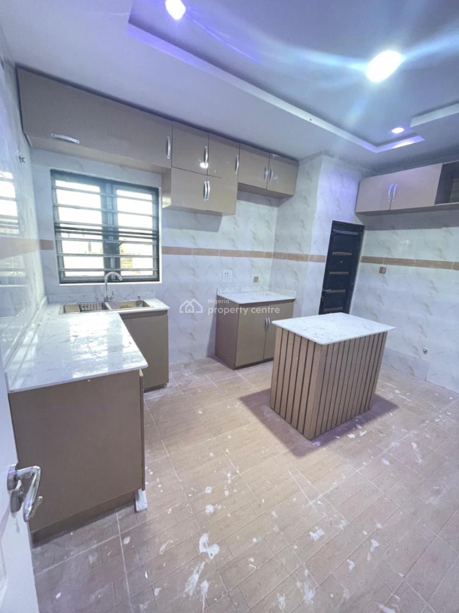 6 Bedroom Detached Duplex, Ogombo, Ajah, Lagos, Detached Duplex for Sale