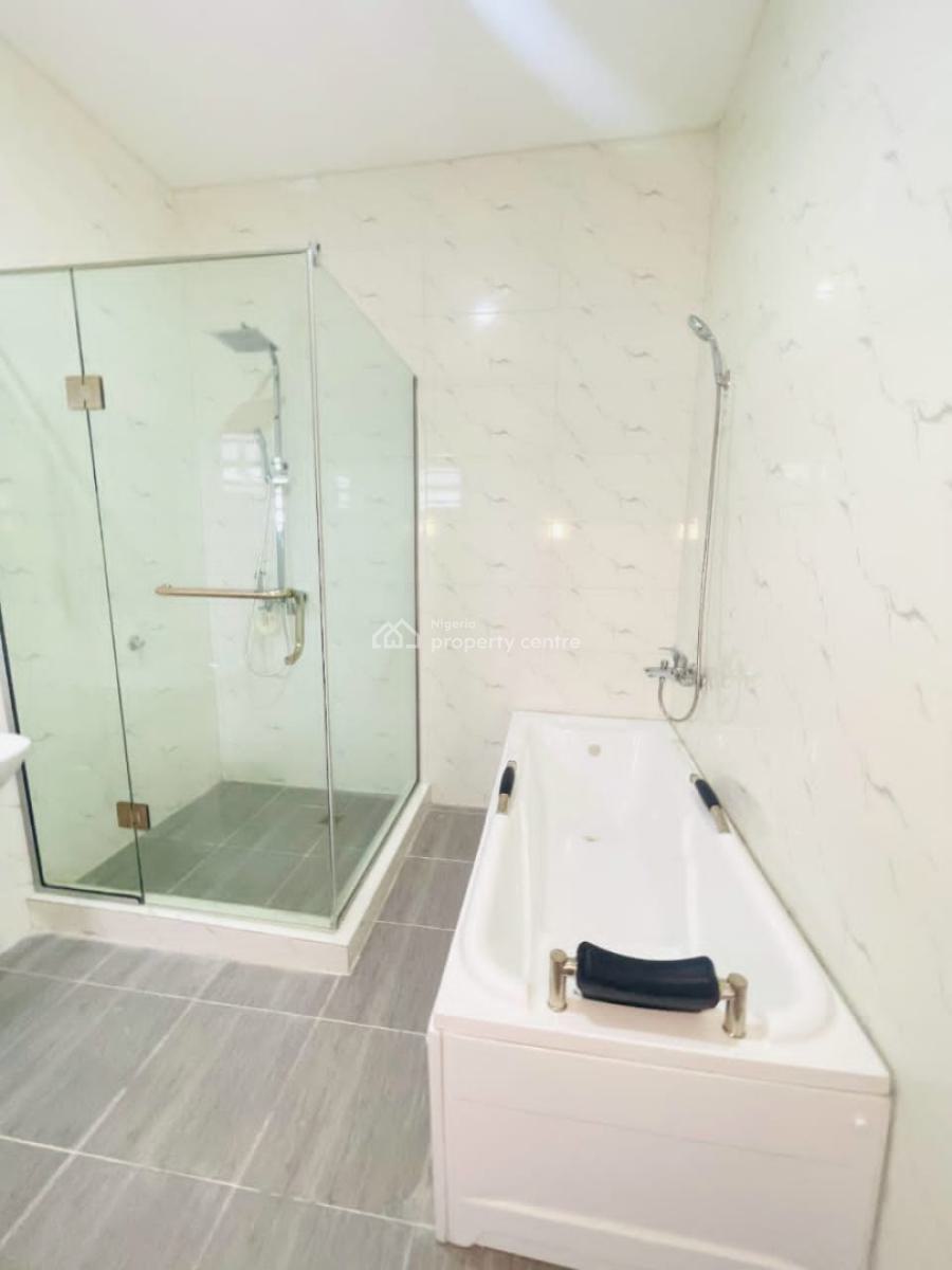 6 Bedroom Detached Duplex, Ogombo, Ajah, Lagos, Detached Duplex for Sale