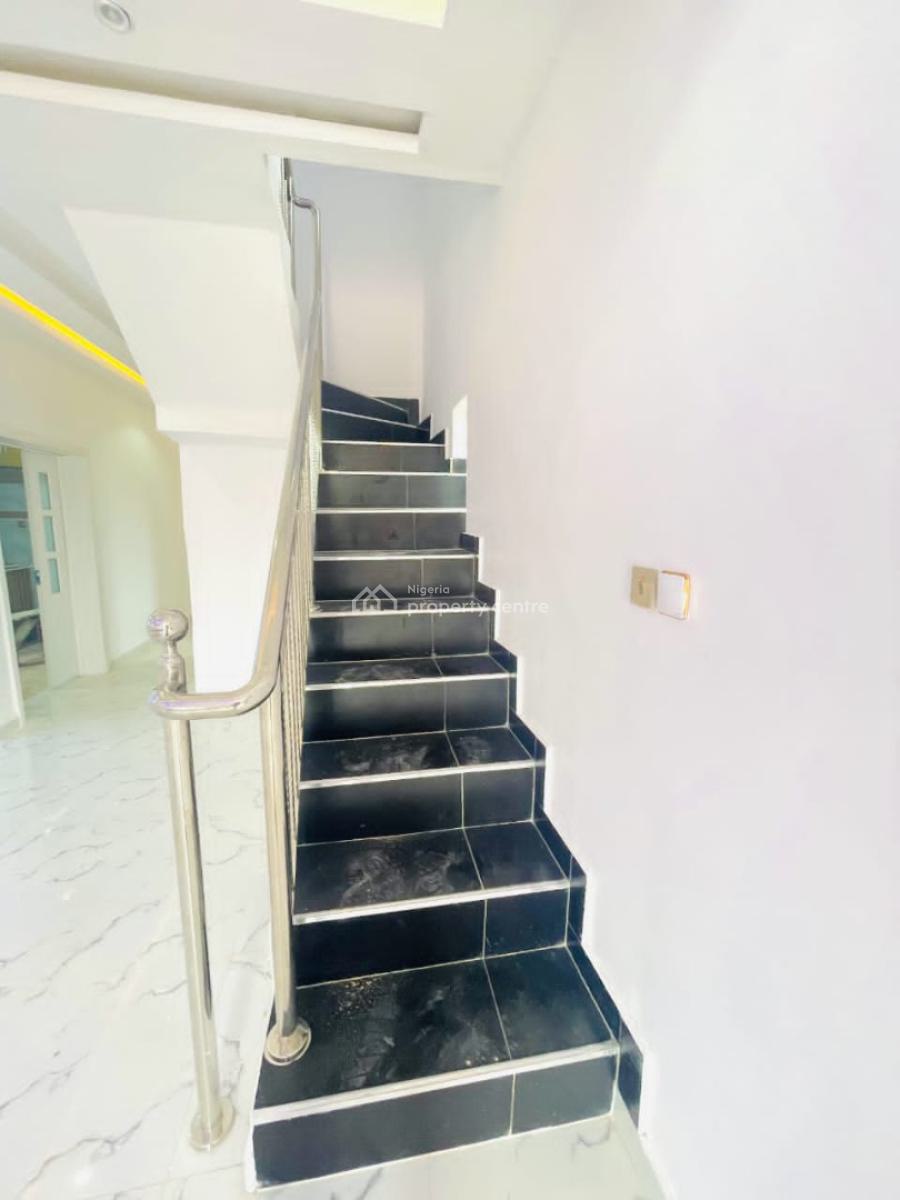 6 Bedroom Detached Duplex, Ogombo, Ajah, Lagos, Detached Duplex for Sale