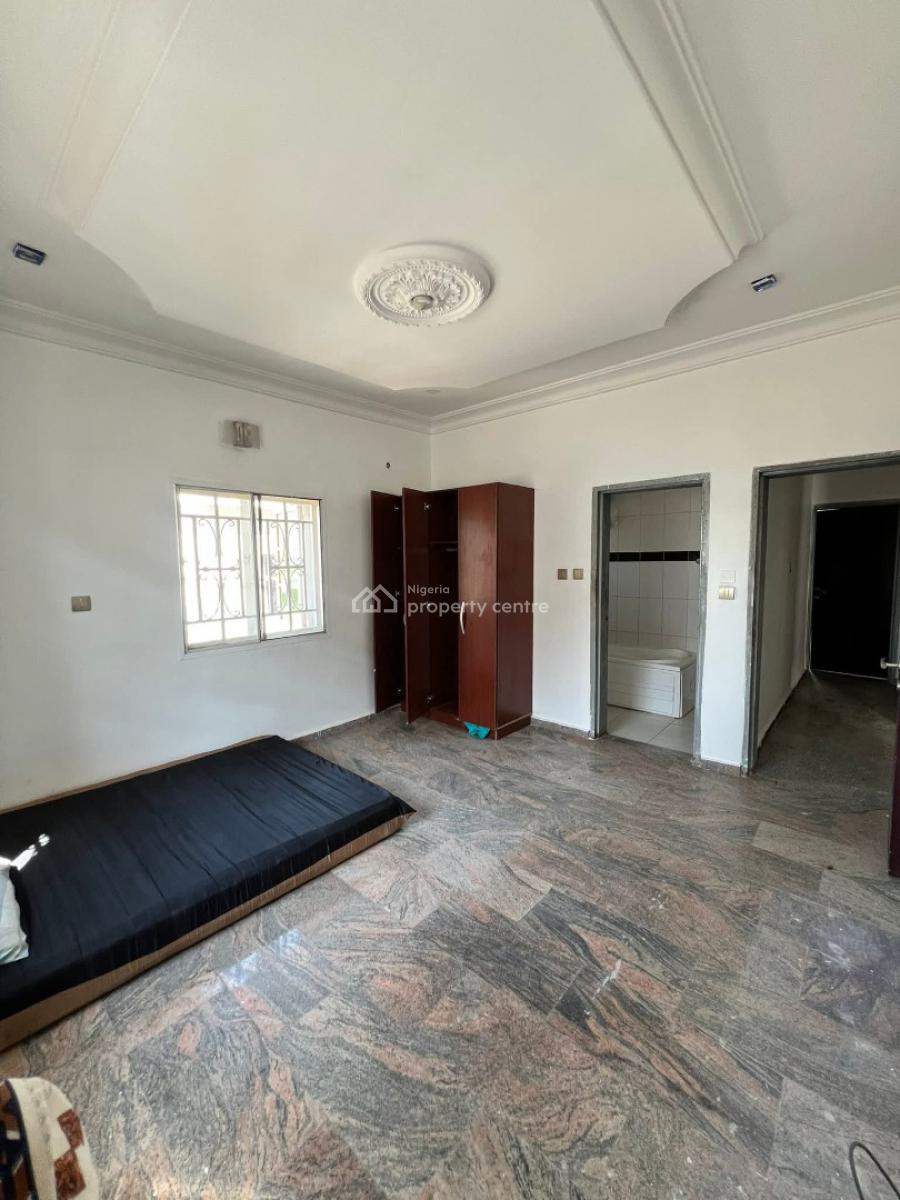 Spacious Two Bedroom Flat, Life Camp, Abuja, Flat / Apartment for Rent