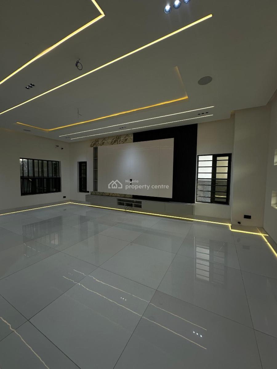 5 Bedroom Fully Detached with Bq, Pool & Solar Inverter, Ajah, Lagos, Detached Duplex for Sale