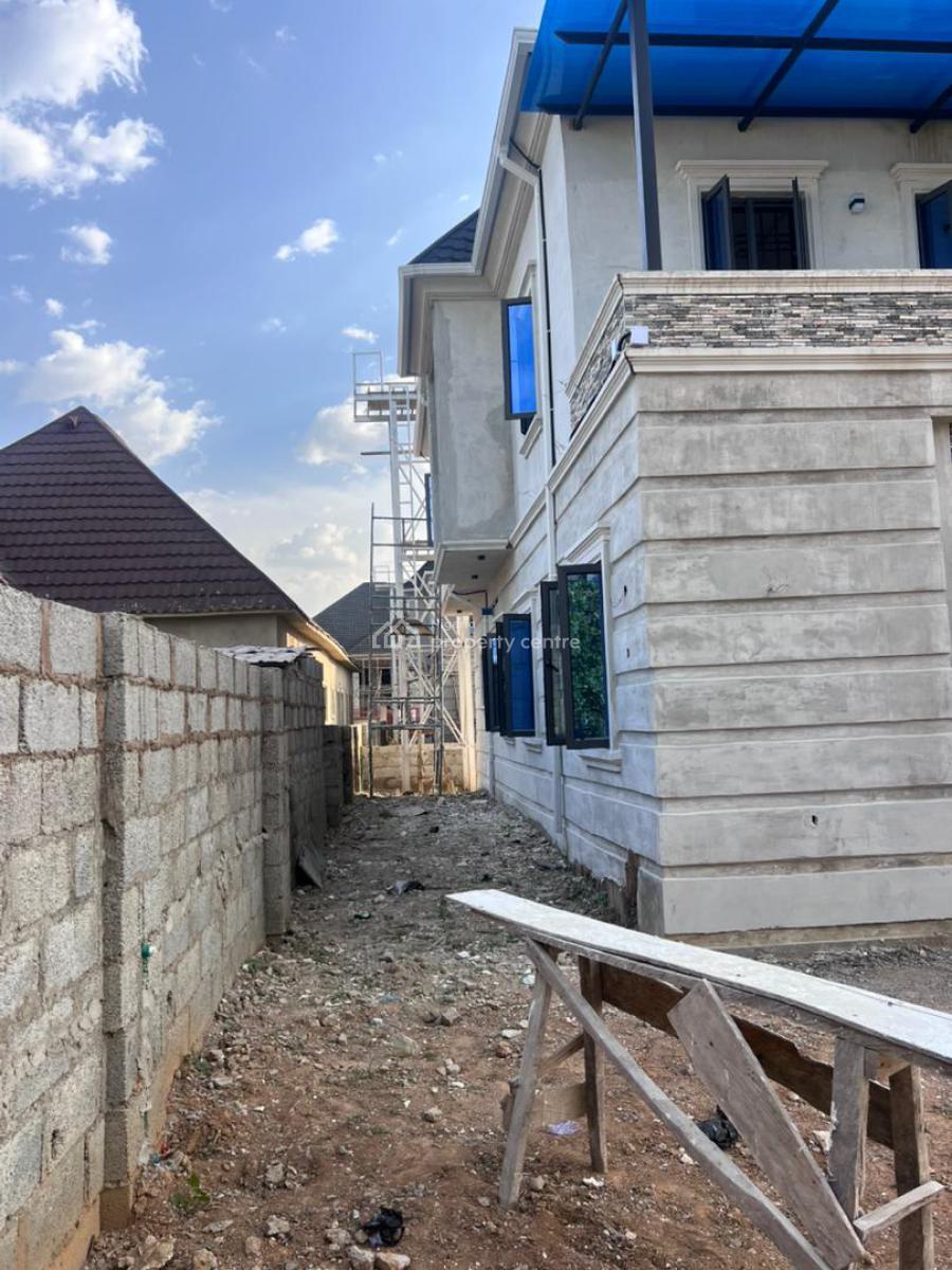 4 Bedrooms Detached Duplex with Bq, By Jedo Estate, Lugbe District, Abuja, Detached Duplex for Sale