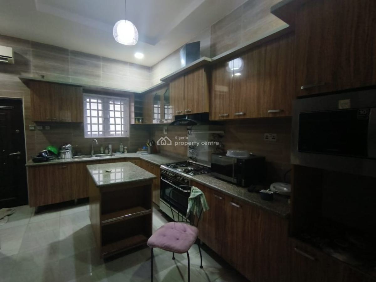 4 Bedroom Semi Detached Duplex + Bq, Osapa, Lekki, Lagos, Semi-detached Duplex for Rent