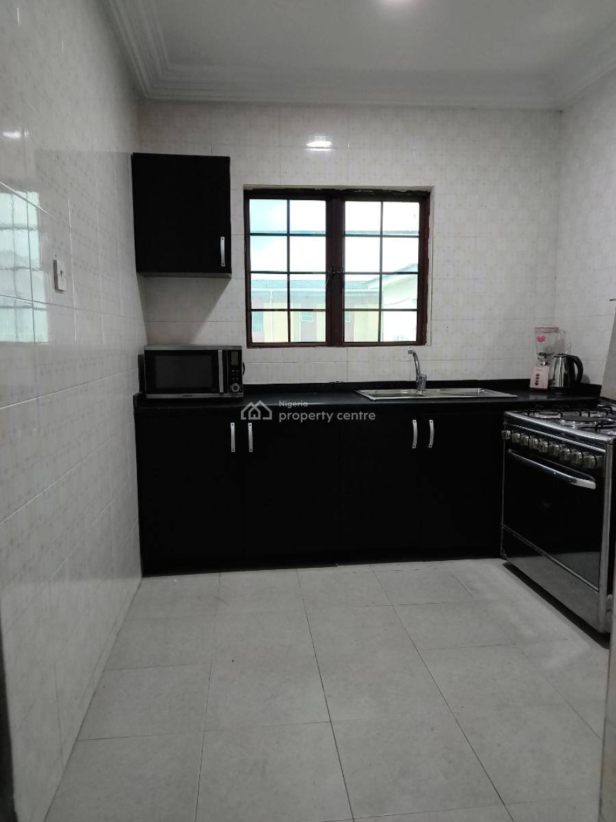 Hideaway Luxury 2 Bedroom Apartment, Adeyemo Akapo, Omole Phase 1, Ikeja, Lagos, Flat / Apartment Short Let