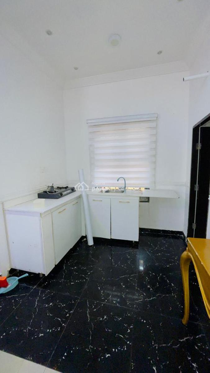 Luxury Spacious Mini Flat with Two Toilets, Chevron Lekki Lagos Insise an Estate, Lekki, Lagos, Mini Flat (room and Parlour) for Rent