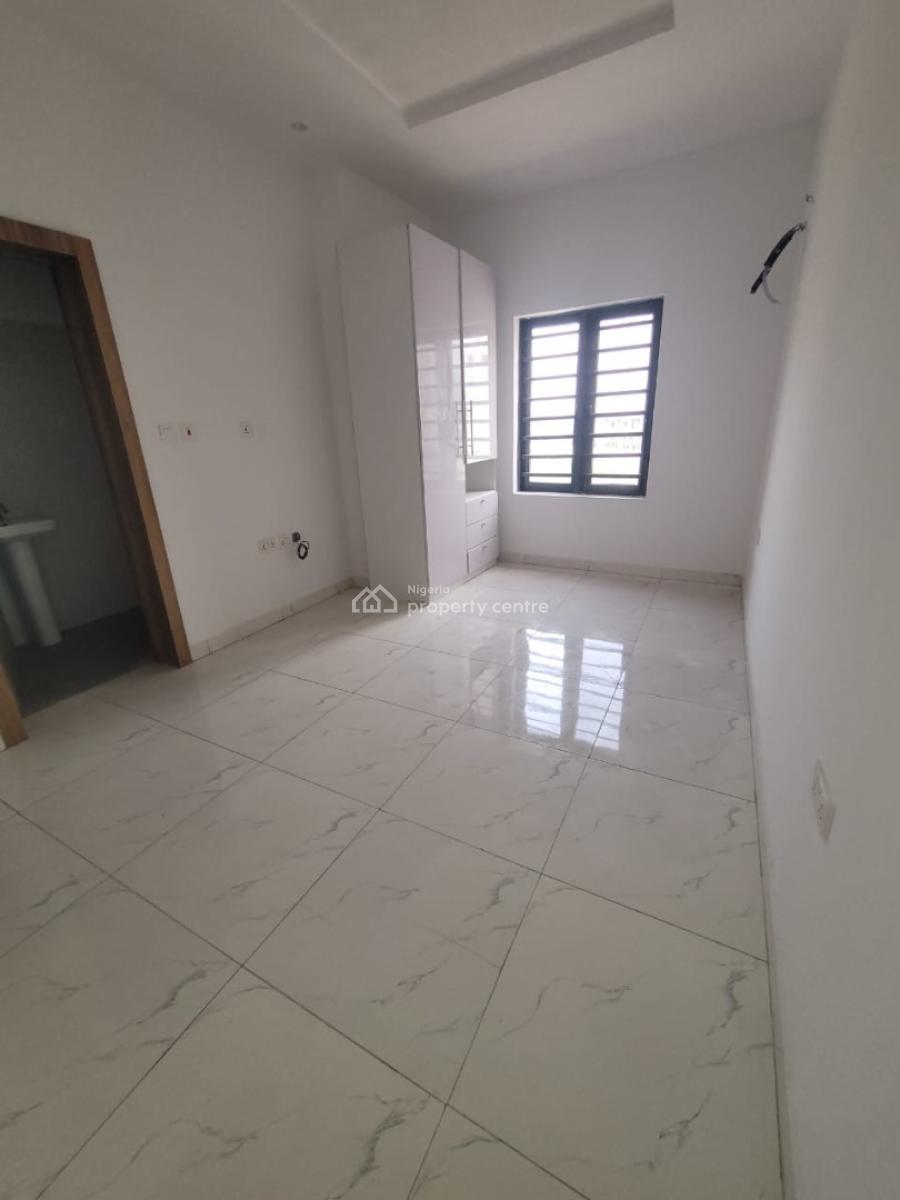Newly Built 2 Bedroom Penthouse, Off Freedom Way Lekki Phase One Lagos, Lekki Phase 1, Lekki, Lagos, Flat / Apartment for Rent