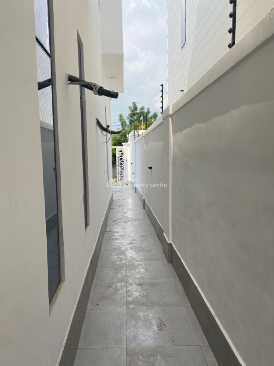 Luxurious 5 Bedroom Duplex with a Room Bq, Omole Phase One, Omole Phase 1, Ikeja, Lagos, Flat / Apartment for Sale