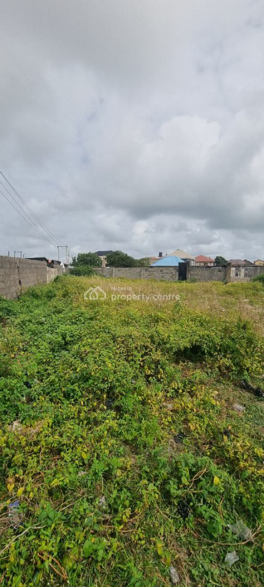 Land Measured at 1070sqm Suitable for Commercial, Off Okunajah Junction Atican Beach Estate Road Ajah Lekki, Lekki, Lagos, Commercial Land for Sale