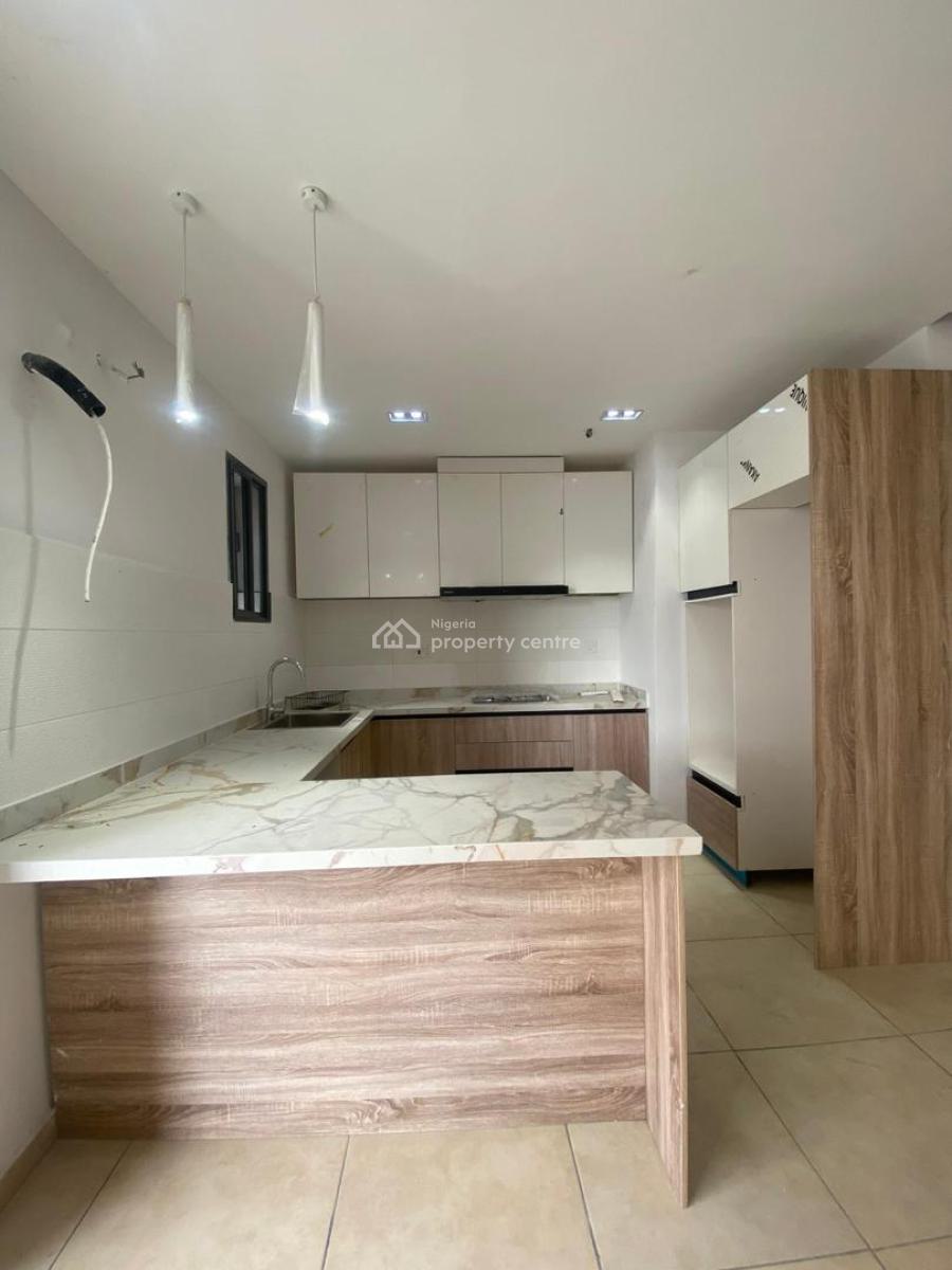 Lovely  2 Bedroom Apartment S with Pool and Gym in a Secure Estate, Ologolo, Lekki, Lagos, Flat / Apartment for Sale