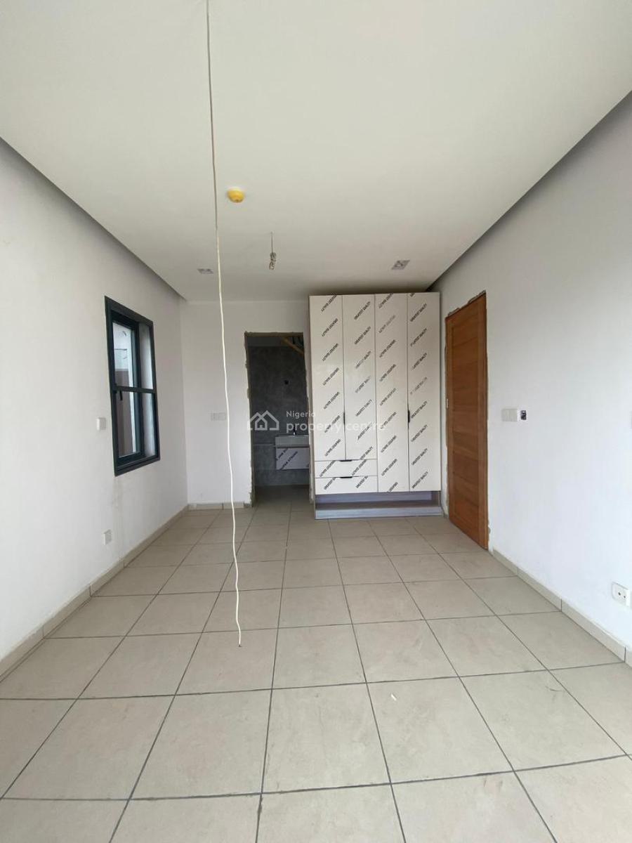 Lovely  2 Bedroom Apartment S with Pool and Gym in a Secure Estate, Ologolo, Lekki, Lagos, Flat / Apartment for Sale