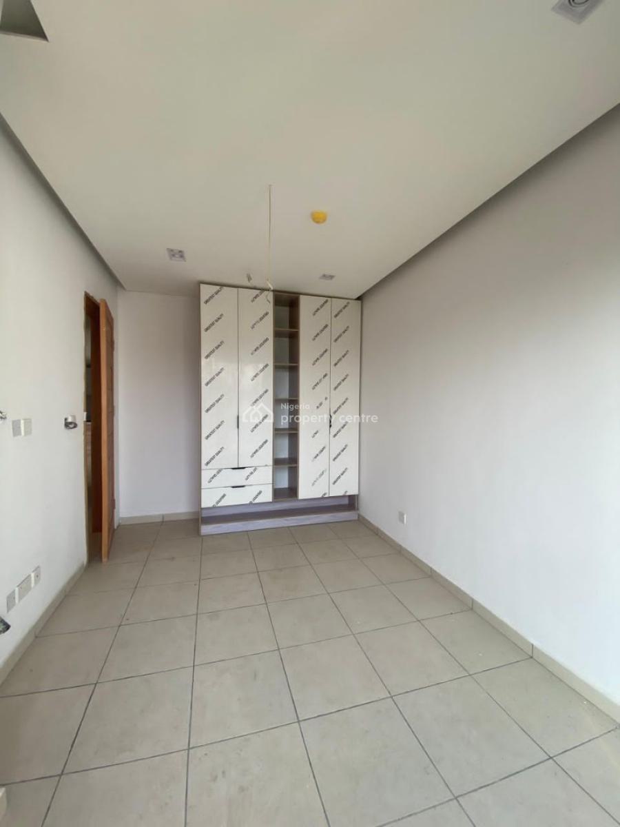 Lovely  2 Bedroom Apartment S with Pool and Gym in a Secure Estate, Ologolo, Lekki, Lagos, Flat / Apartment for Sale