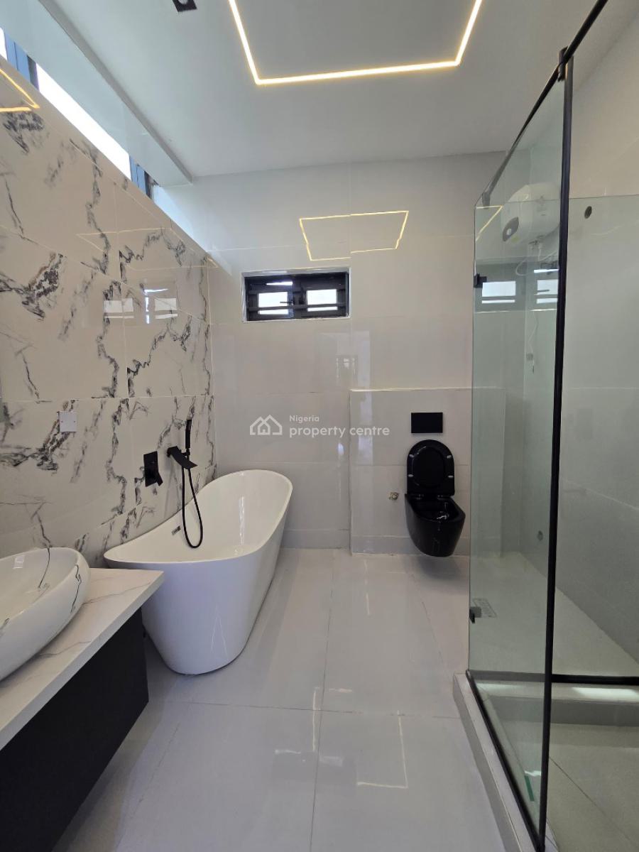 5- Bedroom Detached Duplex, Ologolo, Lekki, Lagos, Flat / Apartment for Sale