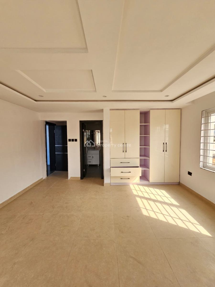 3 Bedroom Apartment, Lekki Phase 1, Lekki, Lagos, Flat / Apartment for Sale