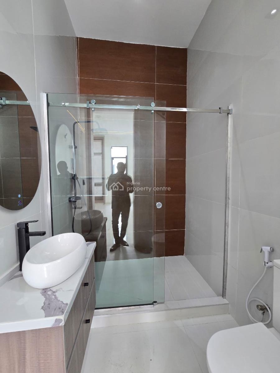 5 Bedroom Detached Duplex, Osapa, Lekki, Lagos, Flat / Apartment for Sale