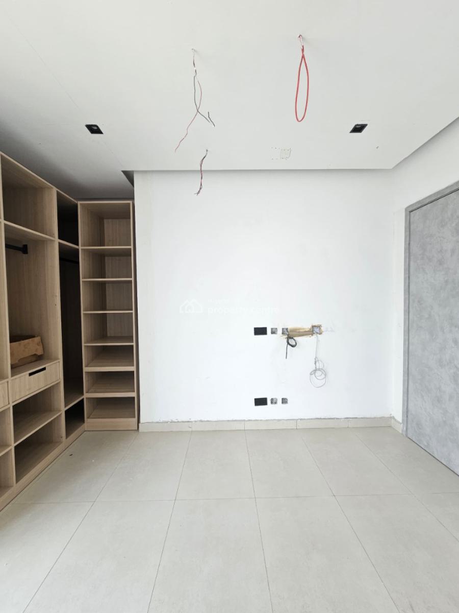 2 Bedroom Apartment, Lekki Phase 1, Lekki, Lagos, Flat / Apartment for Sale