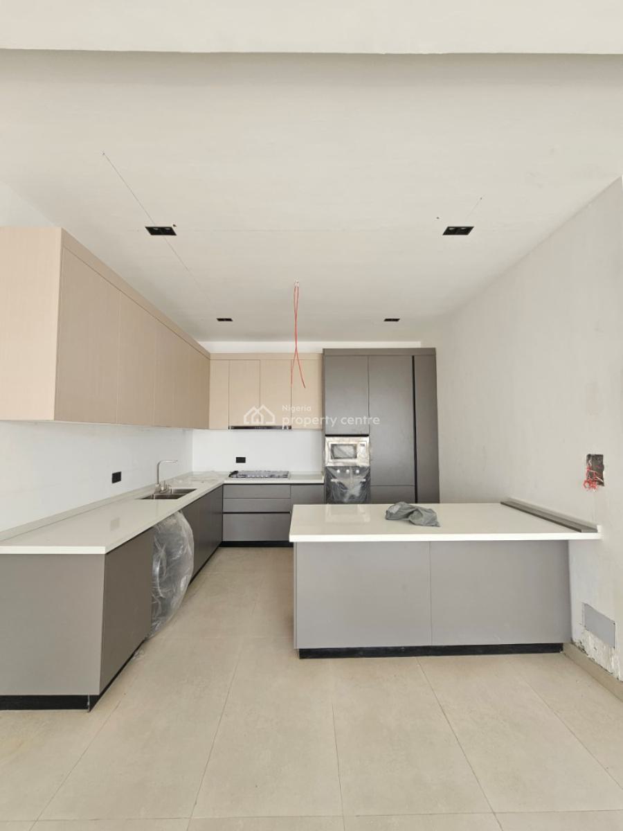 2 Bedroom Apartment, Lekki Phase 1, Lekki, Lagos, Flat / Apartment for Sale