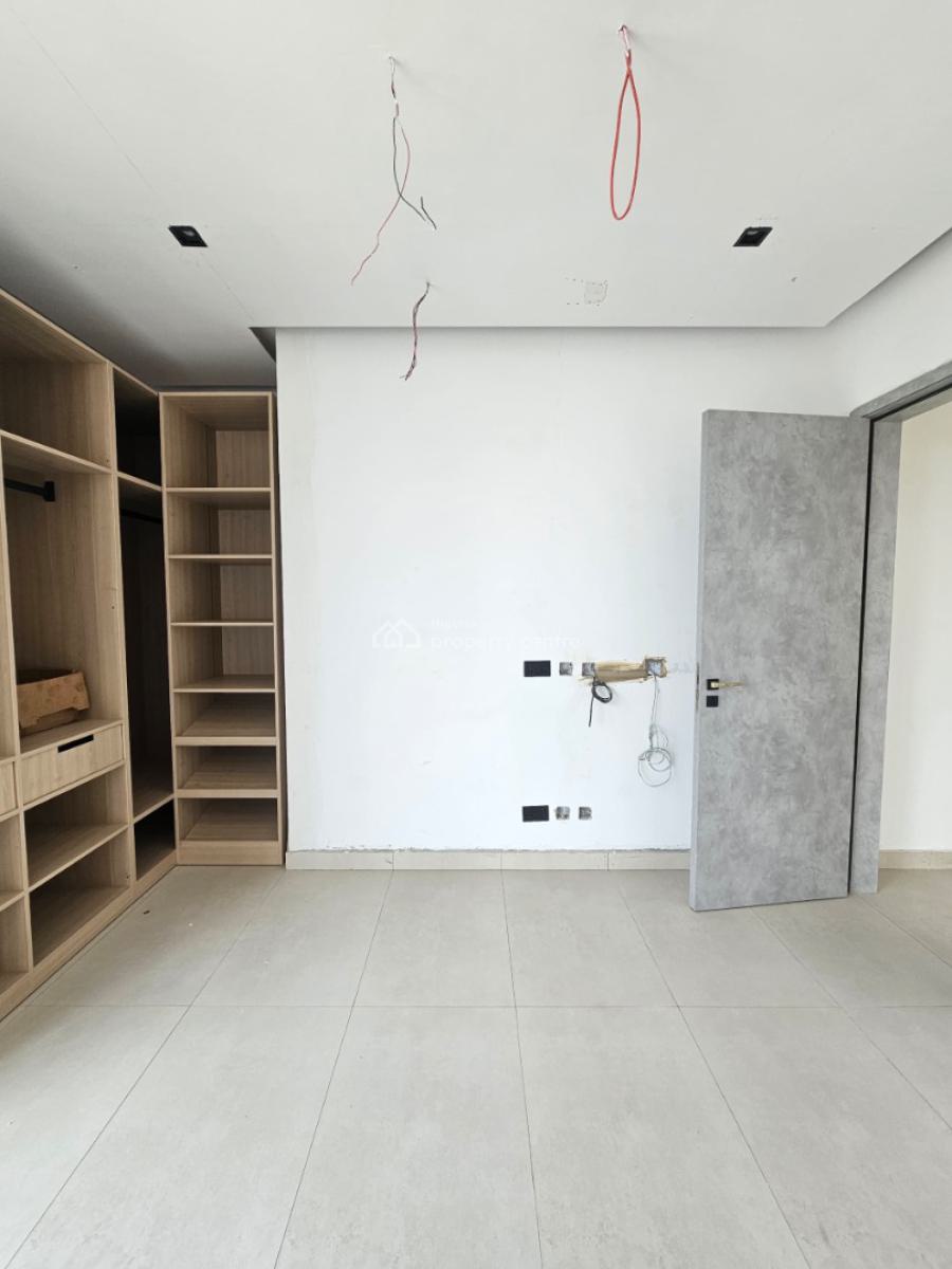 2 Bedroom Apartment, Lekki Phase 1, Lekki, Lagos, Flat / Apartment for Sale