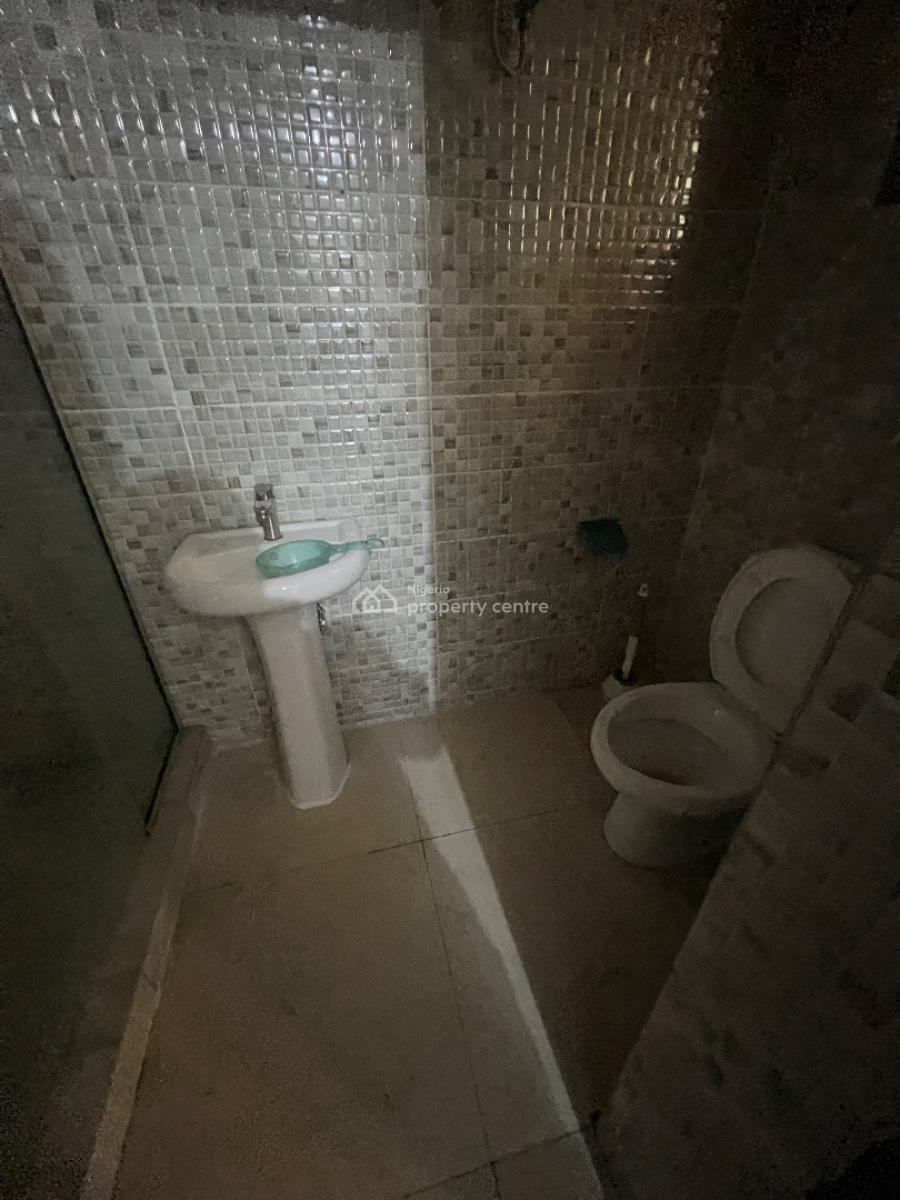 3 Bedroom Semi Detached House at Lekki Phase 1,  2units in a Compound, Off Bisola Durosinmi Etti Drive Lekki Phase 1, Lekki Phase 1, Lekki, Lagos, Semi-detached Duplex for Rent