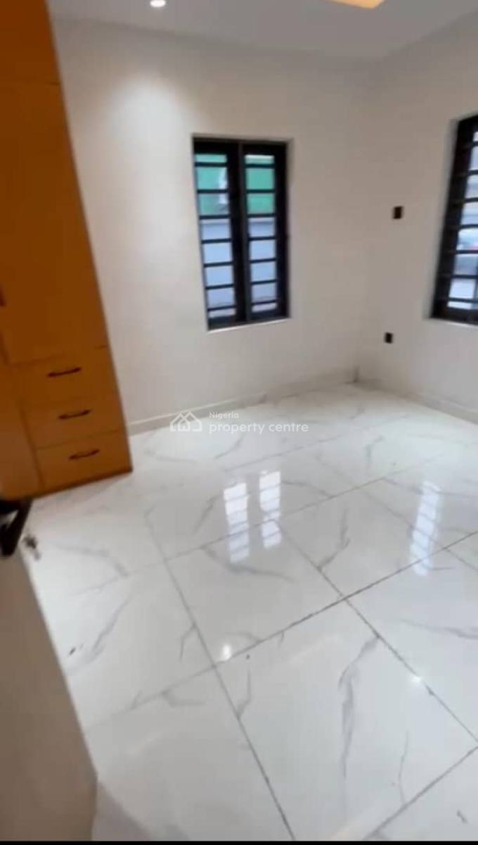 Lovely 3bedroom Flat, Aguda, Surulere, Lagos, Flat / Apartment for Sale