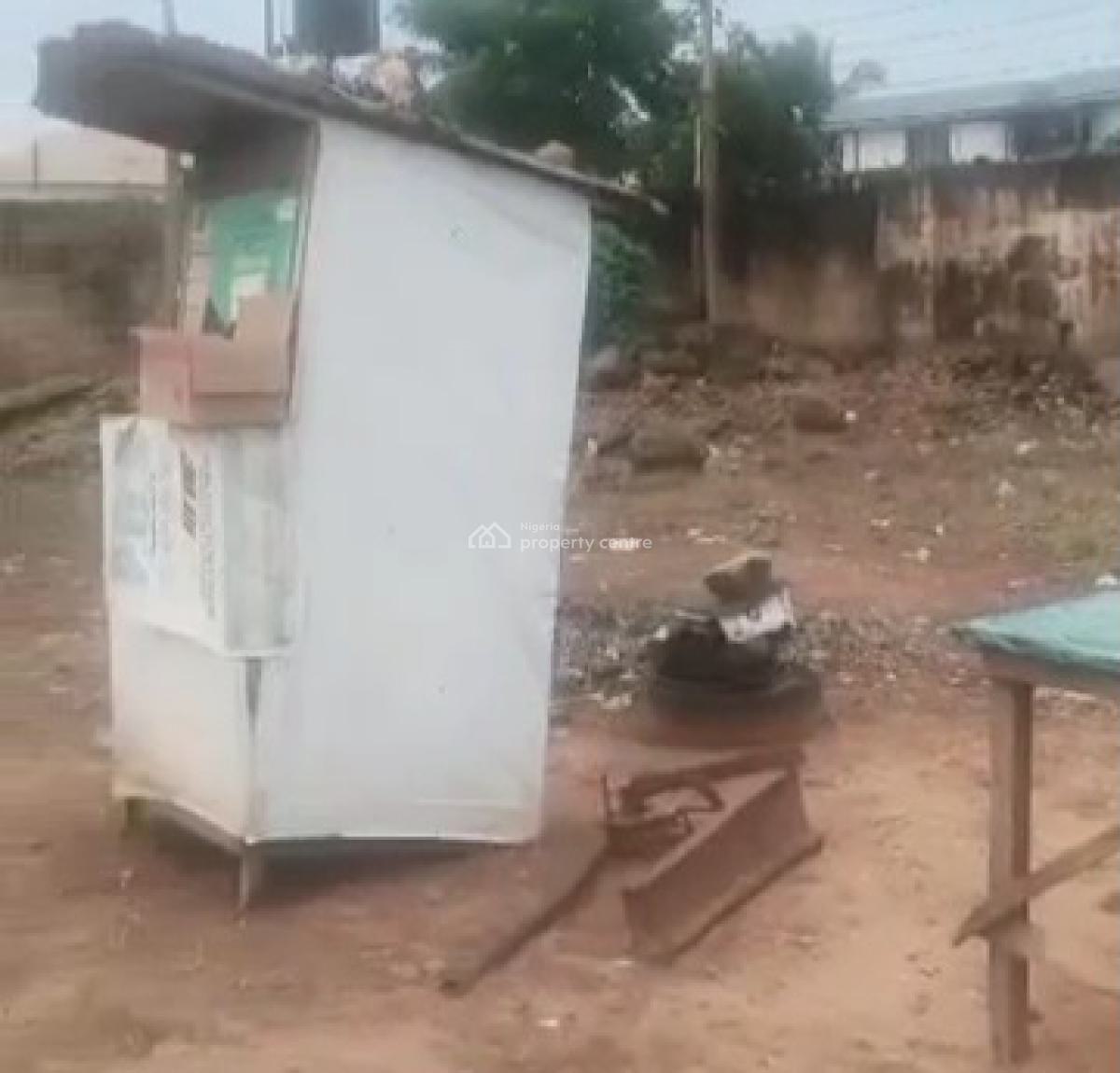 100ft By 100ft Land Fenecd Round Title: Cofo, Along Ihama Road, By Royal Marble Hotel, Off Airport Road, Gra, Benin, Oredo, Edo, Land for Sale