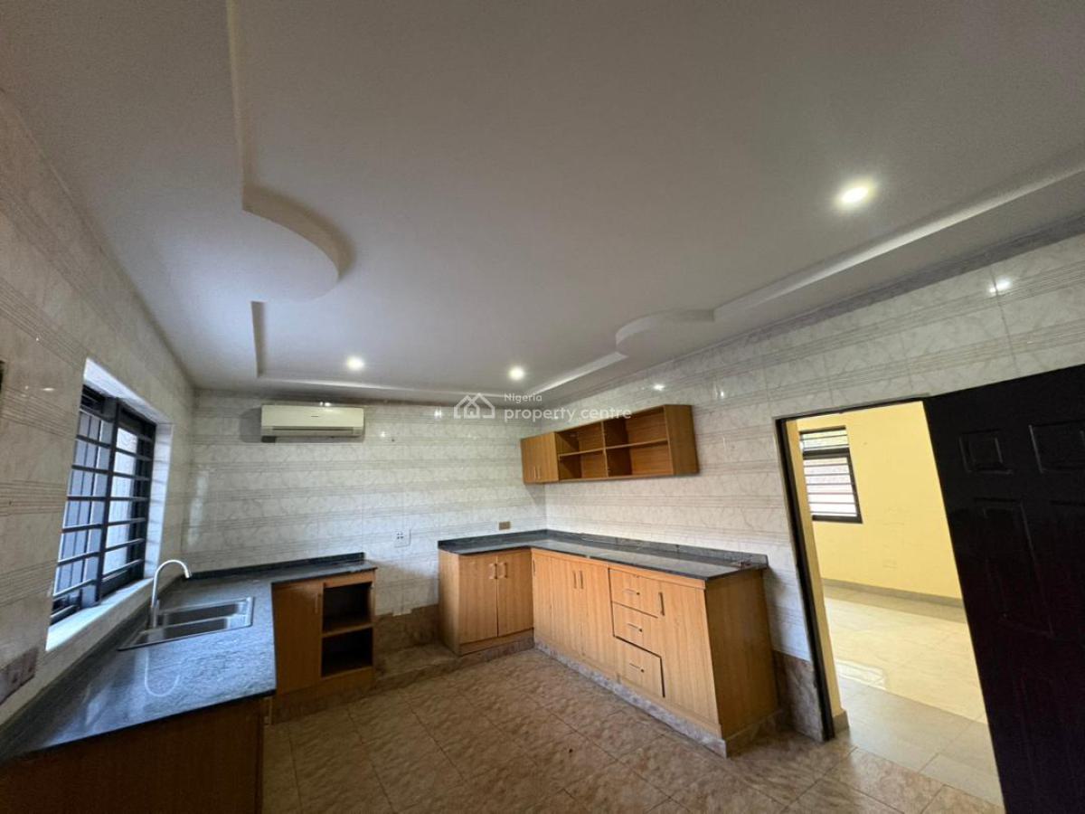 Fully  Serviced 4 Bed Detached Duplex with 1 Room Bq ( 2yrs), Off Ibb Boulevard, Maitama District, Abuja, Detached Duplex for Rent