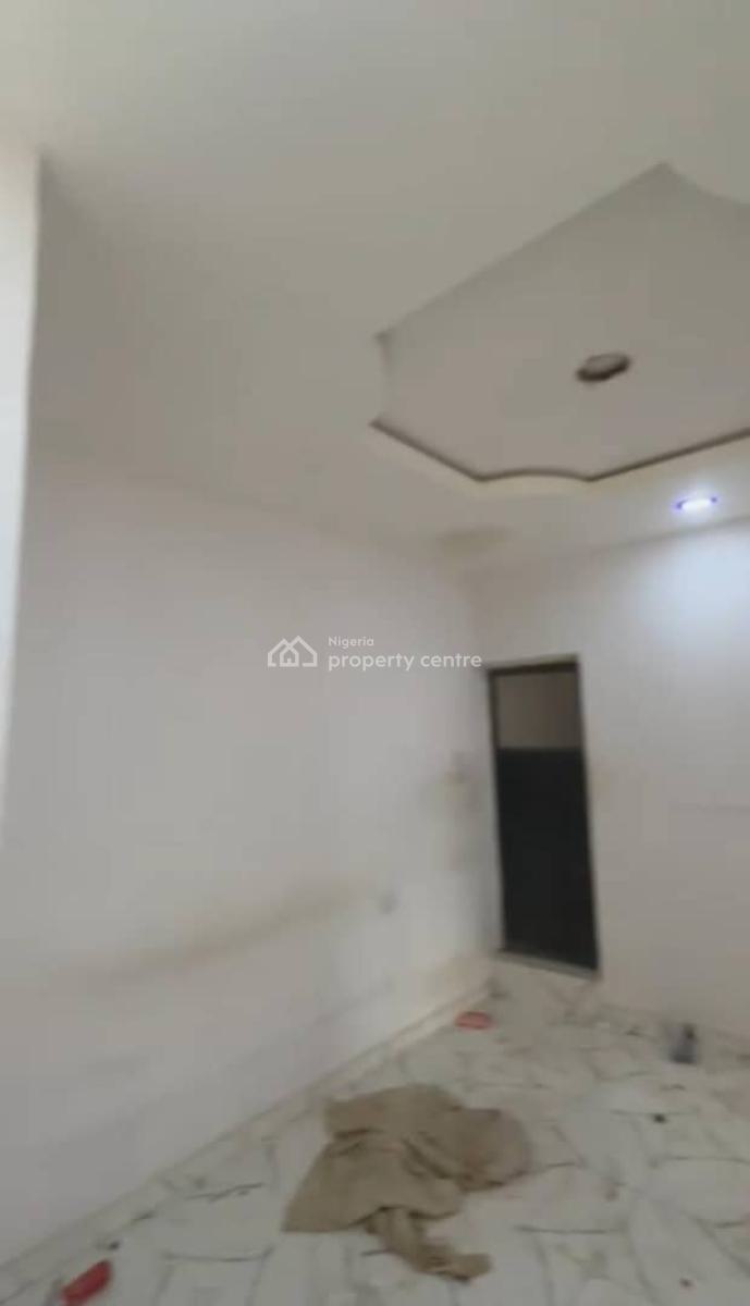 Lovely Sweet Mini Flat, Palmgroove, Shomolu, Lagos, Mini Flat (room and Parlour) for Rent