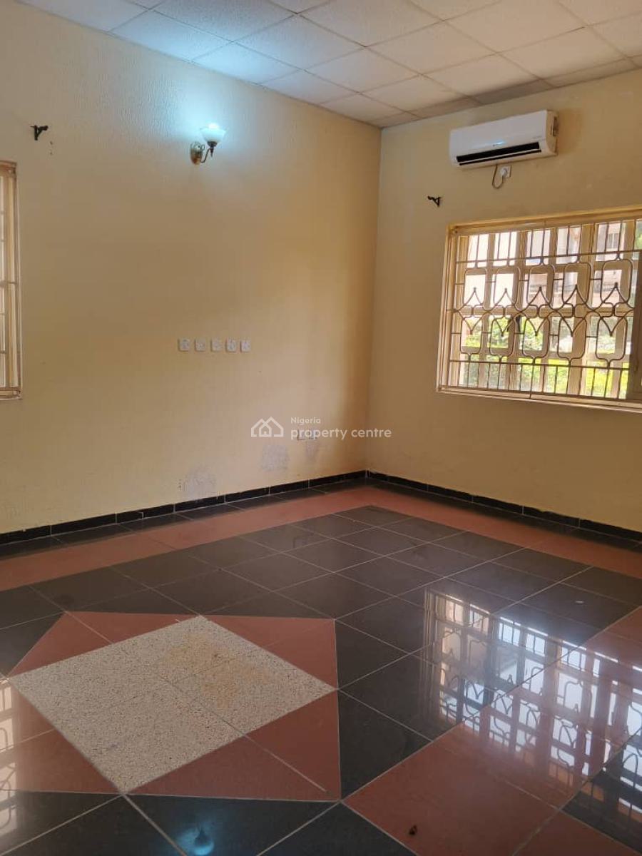 Lovely & Classy Three Bedroom Flat + Bq & Shared Swimming Pool, Maitama District, Abuja, Flat / Apartment for Rent