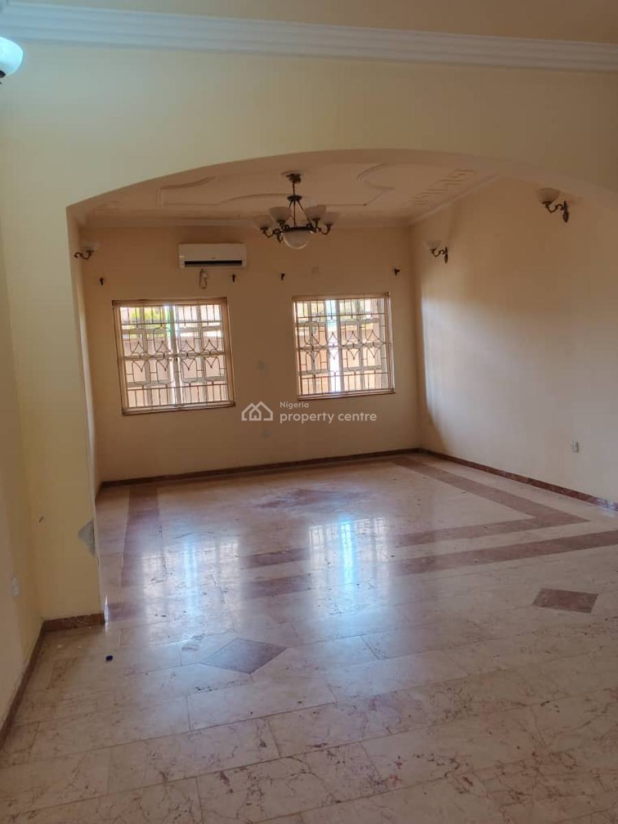 Lovely & Classy Three Bedroom Flat + Bq & Shared Swimming Pool, Maitama District, Abuja, Flat / Apartment for Rent