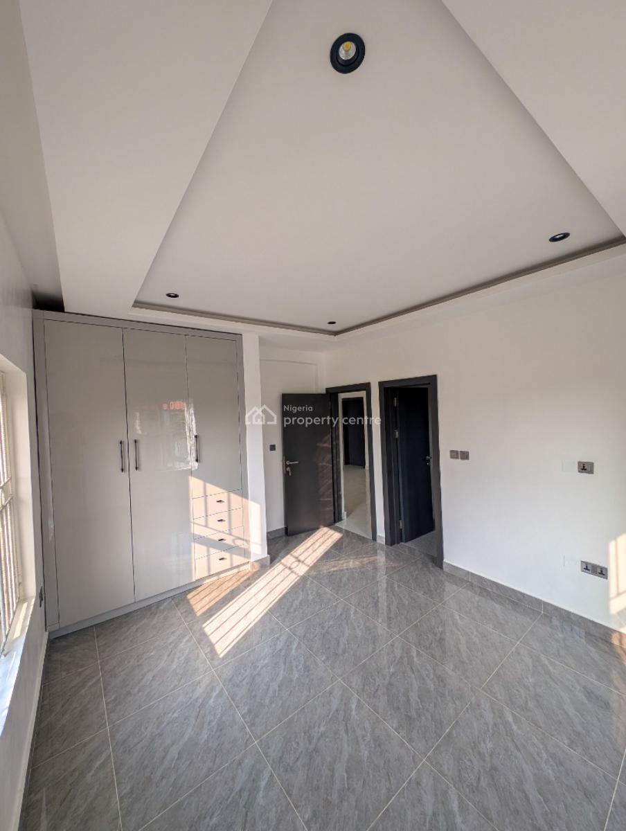 3 Bedroom Luxury Apartment (alpha Beach Estate), Alpha Beach Road, Igbo Efon, Lekki, Lagos, Flat / Apartment for Sale