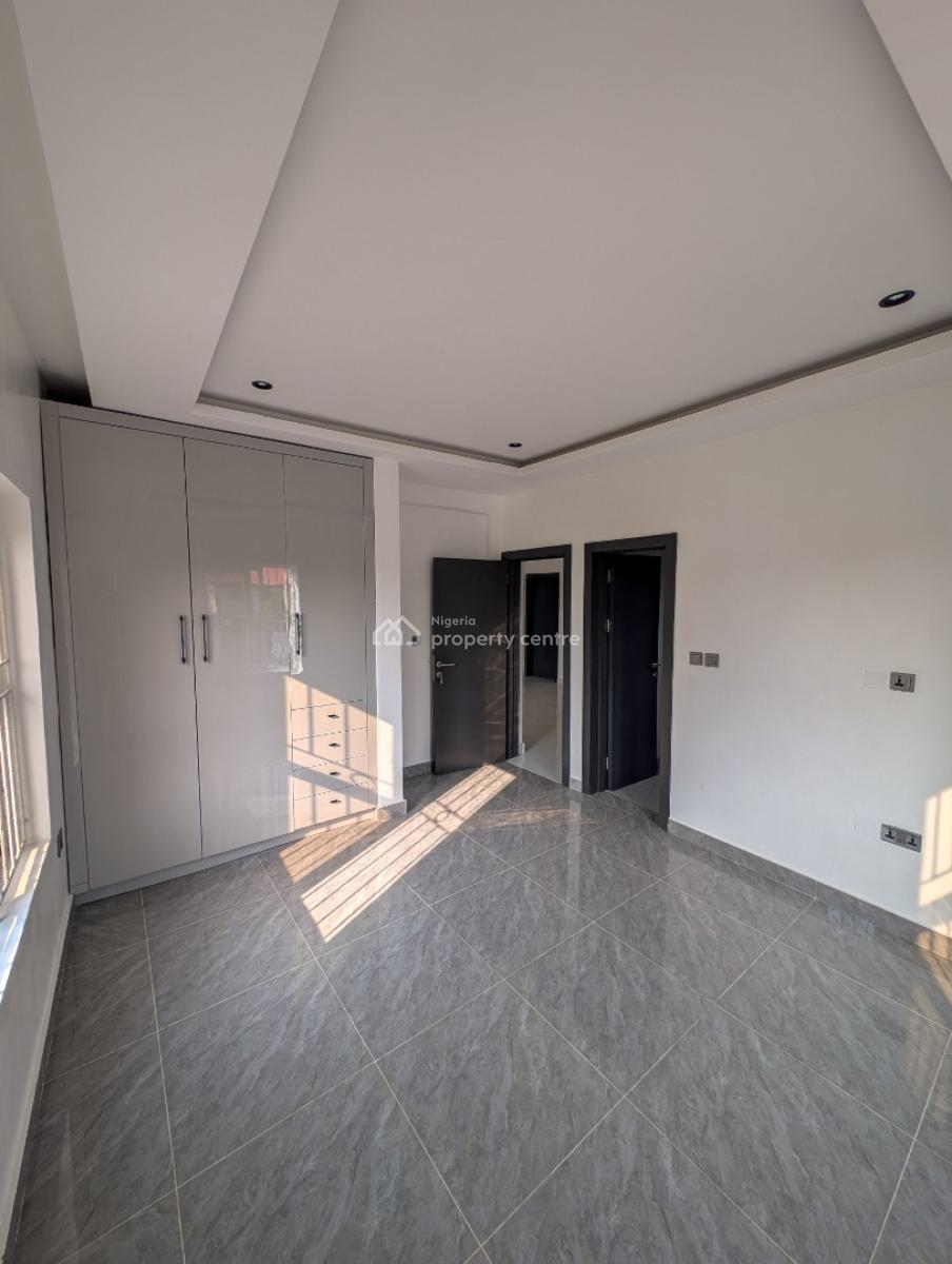 3 Bedroom Luxury Apartment (alpha Beach Estate), Alpha Beach Road, Igbo Efon, Lekki, Lagos, Flat / Apartment for Sale