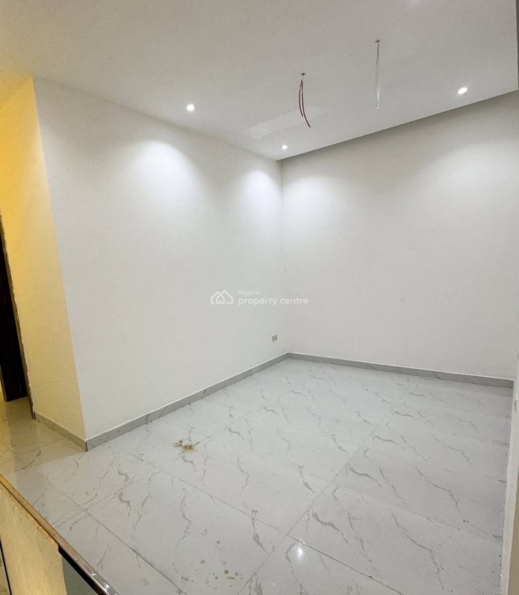 4, Lekki Phase 1, Lekki, Lagos, Terraced Duplex for Sale