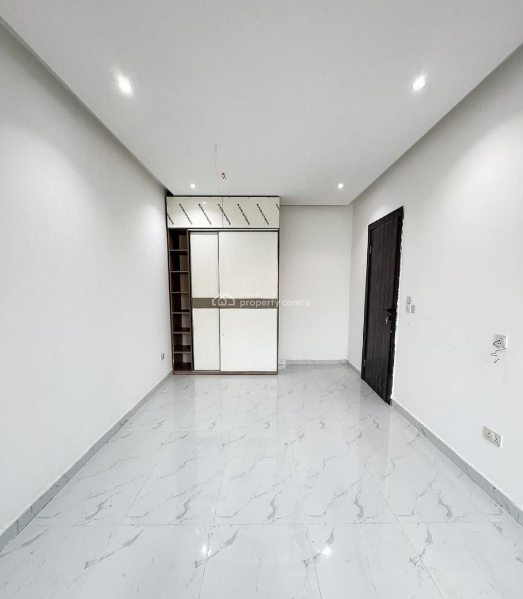 4, Lekki Phase 1, Lekki, Lagos, Terraced Duplex for Sale