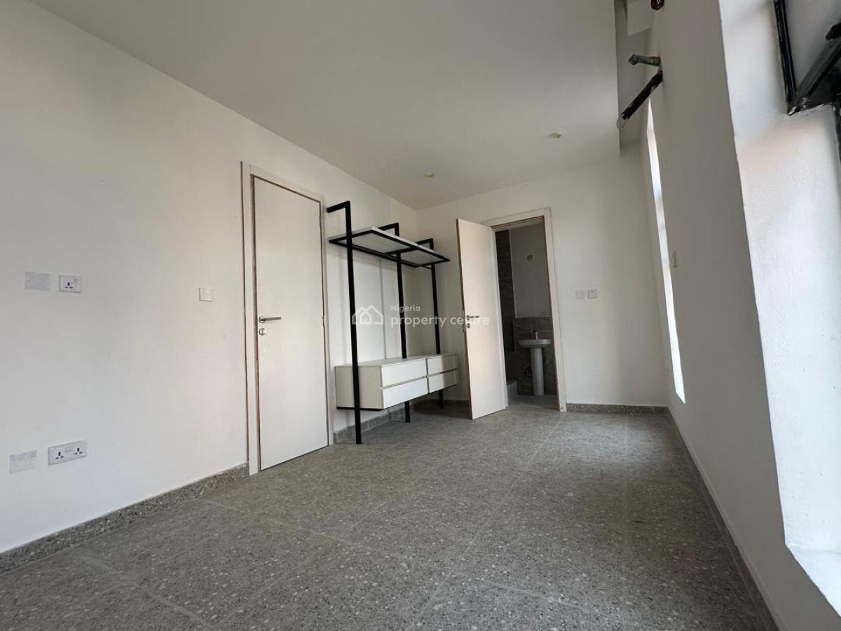 Exquisitely Carved Luxury 4bedroom Terrace Duplex   Location: Ikate, Ikate, Lekki, Lagos, Terraced Duplex for Sale