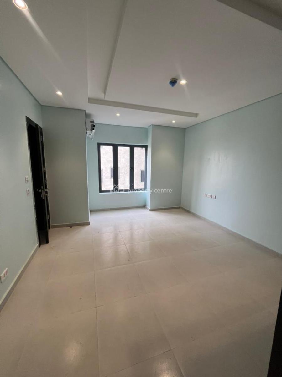 Contemporary 4 Bedroom Apartment with Elevator & Swimming Pool & Gym, High Rental Value  24 Hours Electricity 24 Hours Security Elevator, Ikoyi, Lagos, Detached Duplex for Sale